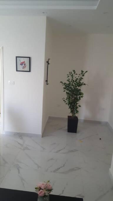 Apartamento Shmeisani Homes Location Near Abdali Amán