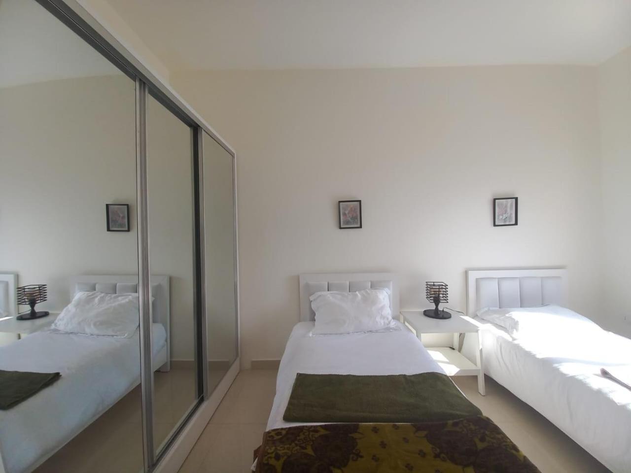 Shmeisani Homes Location Near Abdali Apartamento